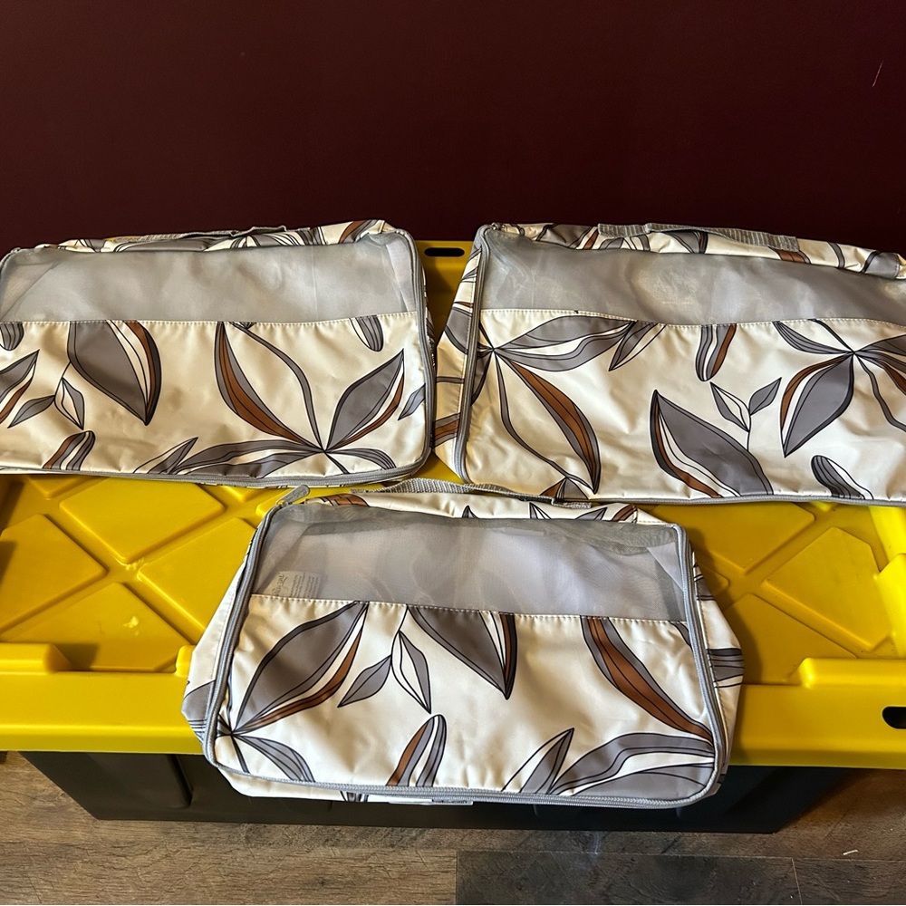 Packing cubes